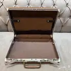 شنطة دبلوماسية لون بني كلاسيك