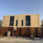 للبيع تاون هاوس ودور ارضي بحي المنار