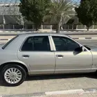 فورد ماركيز ذهبي 2010