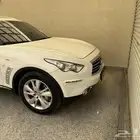 انفنتي Qx70 2015 للبيع