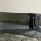 قزاز زجاج عاكس جديد لم يركب