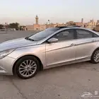 هيونداي سوناتا 2013 نصف فل بانوراما   نظيفة جد ا   للبيع فقط