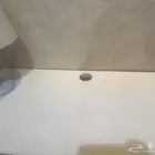 طاوله ايكيا بيضاء كبيرة مع ادراج