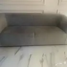 كنب زوالي صغيره دالوب جنوط سياره كروم مواعين مدخل منزل