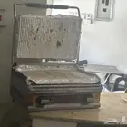 آلة تحميص للسندوتشات