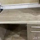 مكتب ايكيا للبيع على السوم نظيف