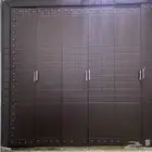 غرفة نوم بدون سرير