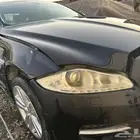 مصدومه جاكور Xj فل كامل ( بدون مكينه )