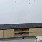 طاولة تلفزيون