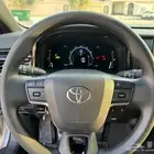 كامري 2025 هايبرد E