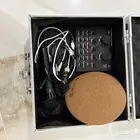 مكس صوت مع مايك اصلي مع سماعه مع الشنطه أو الحامل العازل