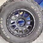 للبيع جنط مع كفر حجري 6 بسمار