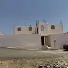 بيت للايجار دور ومدخلين وحوشين مؤثث الموقع المخواة الجوة