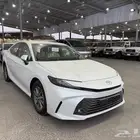 كامري استاندر سعودي 2025 ابيض - تتانيوم - اسود