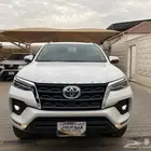 فورتشنر بنزين 2025 فل كامل عداد 19.000 فقط لدى قمة الاطلال