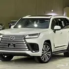 لكزسLX600. 2023 ممشى 60 الف فقط شرط