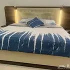 غرفة نوم مودرن كاملة بحالة ممتازة
