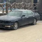 نيسان جلوريا