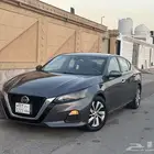 نيسان التيما 2022 نص فل نظيف للبيع بطاقة جمركية