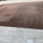 فرشة موكيت نظيفه خالي من البقع والحروق