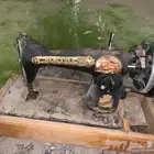 (خياطه)مرسيدس نادره قديمه (يوجد مقطع اوضح الي يبيه خاص