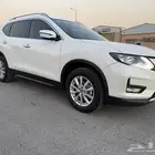 للبيع نيسان اكش تريل موديل 2022 نظييف