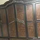 دولاب ملابس وسرير