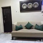 كنب بحالة جيدة سعر التفصيل 800 سعر البيع 200