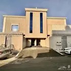 للبيع روف دور ثانى وملحق بسعر 620 الف بخميس مشيط