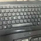 شاشه وكيبورد