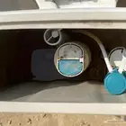 للبيع كرسي إفرنجي و مغسله