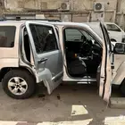 سيارة جيب ليبرتي للبيع موديل 2012