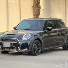 ميني كوبر S 2023 على الضمان و الصيانه