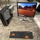 كمبيوتر مكتبي HP مع شاشة DELL