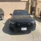 black SQ7 2023 8800km