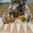للبيع 10 عطور قديمه جميله و 8 ساعات منوعه البيع للجميع