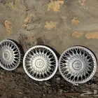 طيس كرسيدا ثلاثة
