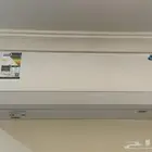 مكيف سبليت من شركة GREE بحالة جدا  ممتازة للبيع
