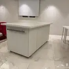 طاولة عمل