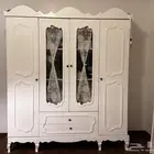 دولاب ملابس