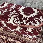 مساند ومراكي مع كرسي حديد وطاولات