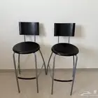 للبيع  كراسي مطبخ طويلة مستعملة بحالة ممتازة