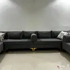 كنب للبيع مع طاولتين قزاز