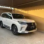 جيب ليكزس LX 570 2021 سعودي عبد الطيف جميل فل كامل ابيض