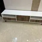 طاول شاشة