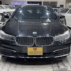 للبيع بي ام دبليو 2017 فئه 730i نص فل سعودي
