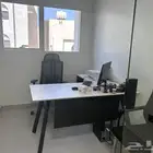 مكاتب ادارية للإيجار (فردي و مزدوج)