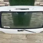 باب لاندكروزر 2001 شنطة