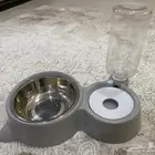 مقص اظافر وصحن طعام للحيوانات الاليفة