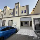 للبيع دور ارضي بحوش بالقرب من ممشاا الراقي والخدمات